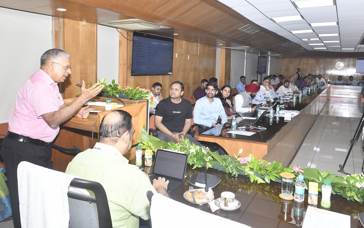 सभी विभाग AI आधारित टूल्स एवं सॉल्यूशन्स का बढ़ाएं उपयोगः मुख्य सचिव