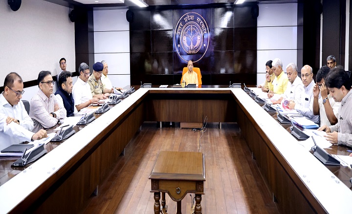 ग्राउण्ड ब्रेकिंग सेरेमनी {GBC}@5.0 को लेकर एक्शन मोड में योगी