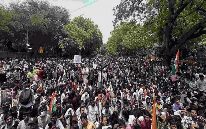 लोकतंत्र की वह लड़ाई, जिसे जनता आज तक लड़ना न सीख पाई