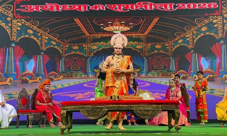 मुख्यमंत्री योगी की पहल से दिल्ली में सजी फिल्मी सितारों की रामलीला