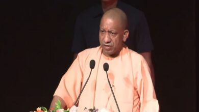 Photo of वोट बैंक की राजनीति ने गांवों को पीछे धकेला- योगी