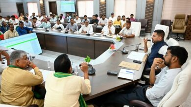 Photo of किसान दिवस में जिलाधिकारी ने सुनीं किसानों की समस्याएं
