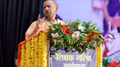 Photo of जातीय खेमों लड़ता भारत नहीं, एक भारत-श्रेष्ठ भारत चाहिए- योगी