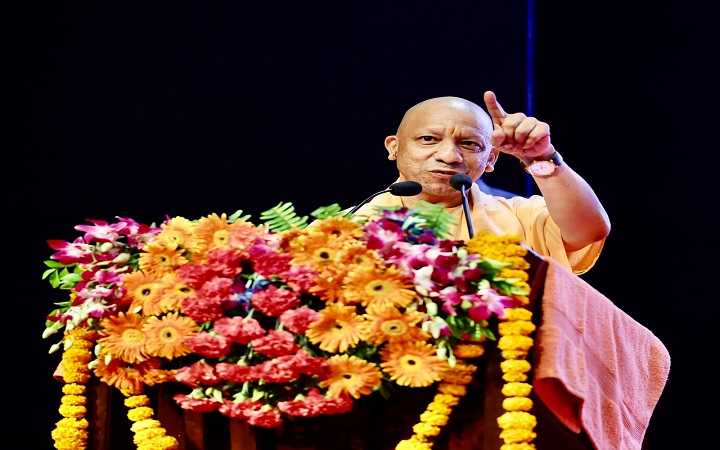 एक लाख नौकरियों की ओर योगी सरकार, शिक्षा विभाग में 17 हजार