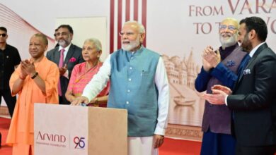 Photo of वाराणसी में गारमेंट फैक्ट्री शुरू, 1,000 महिलाओं को मिलेगा रोजगार