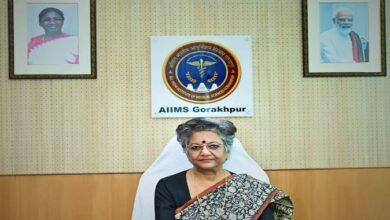Photo of गोरखपुर AIIMS की डायरेक्टर को इलाज के लिए जाना पड़ा प्राइवेट हॉस्पिटल