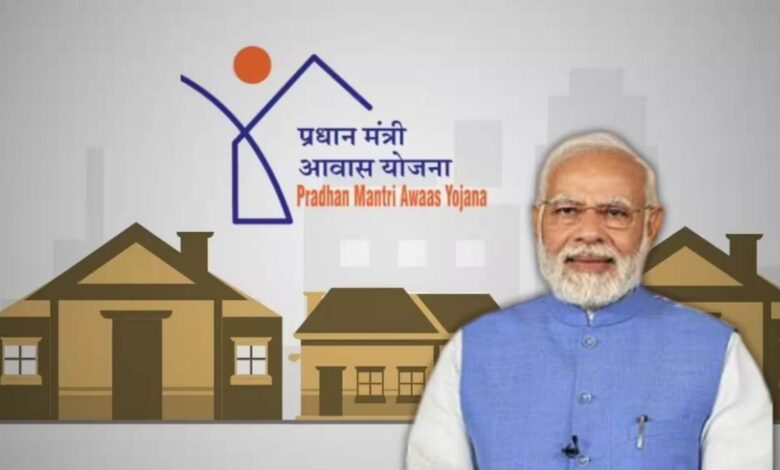 गरीबों के पक्के घरों में यूपी का बड़ा रिकॉर्ड, PM आवास योजना में दो अवॉर्ड