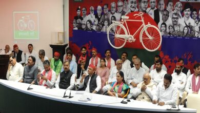Photo of काशी से गोरखपुर तक भाजपा को झटका, अखिलेश ने बताया पीडीए की ताकत
